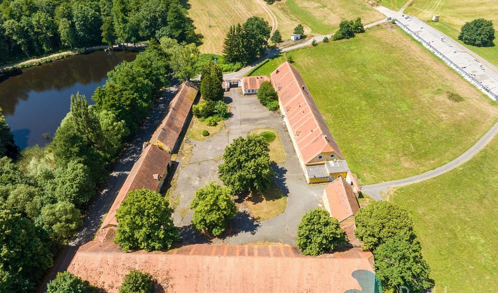 Prodej zemědělského objektu 2 300 m², Králova Lhota – náhled fotky 7