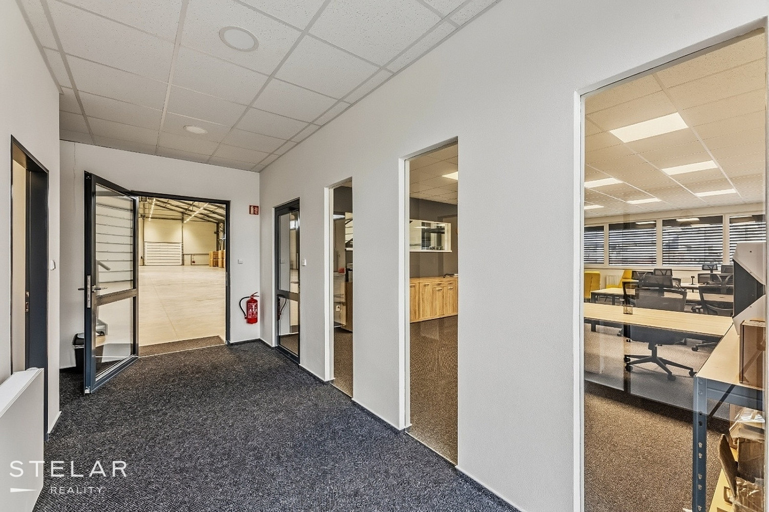 Pronájem kanceláře 60 m² – fotografie 2