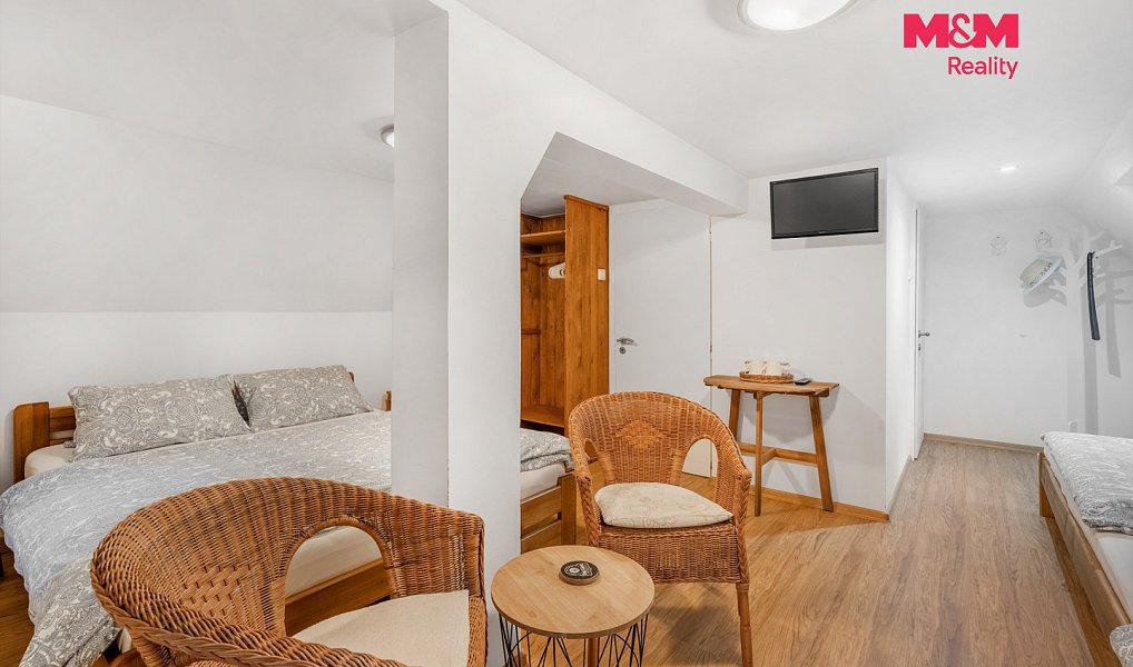 Prodej ubytovacího objektu 300 m², Hřensko – náhled fotky 13