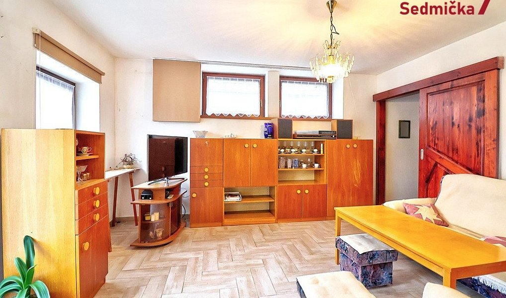 Prodej domu 318 m² s pozemkem 1 300 m², Věcov – náhled fotky 11