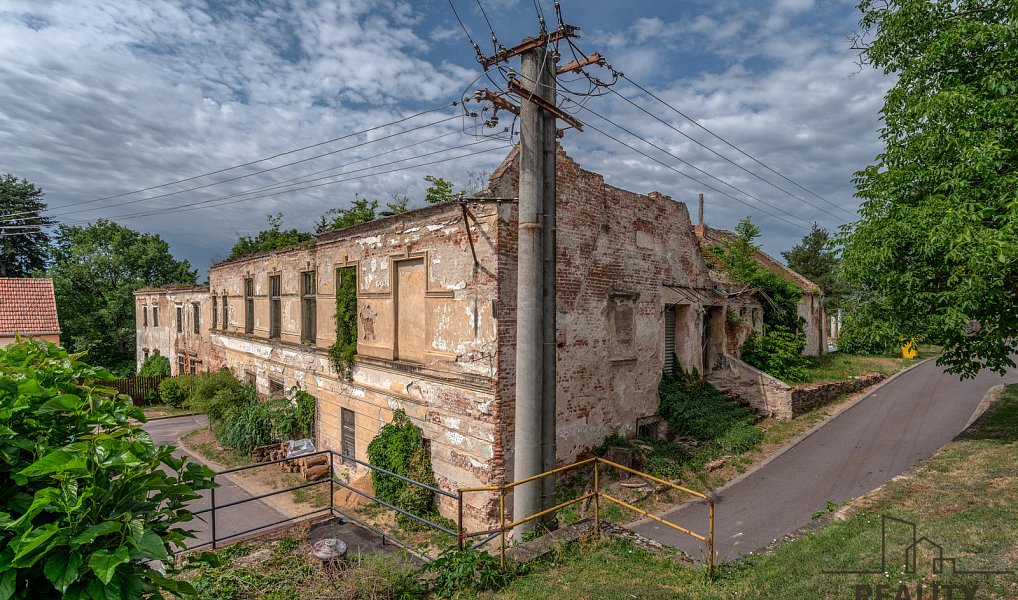 Prodej komerčního objektu (jiného typu) 1 100 m², Tasovice – náhled fotky 4