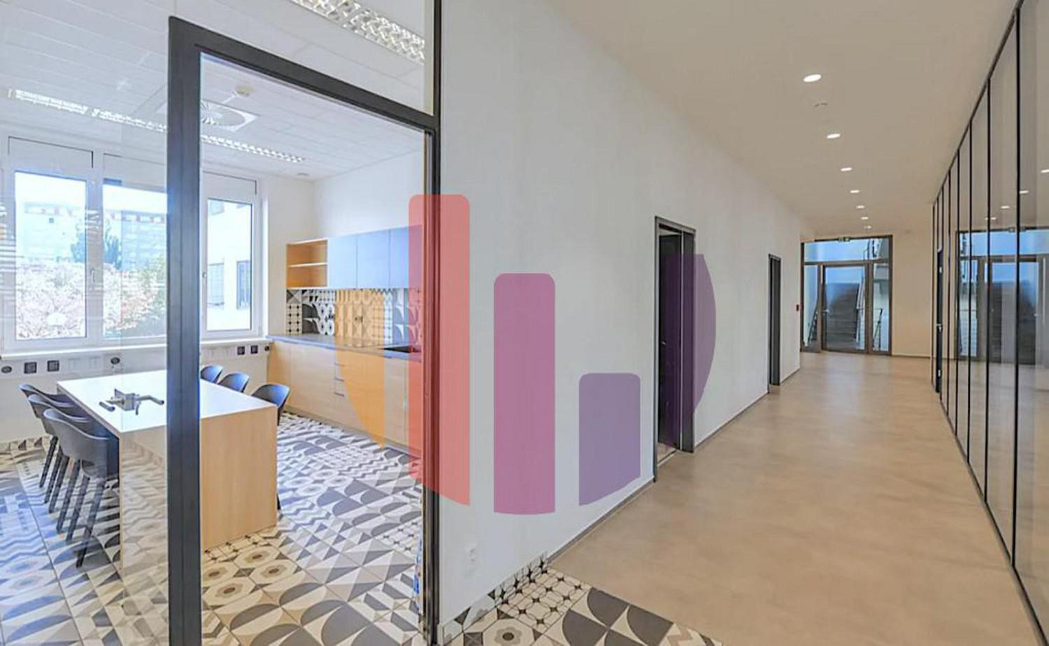 Pronájem obchodních prostor 285 m² — photo 5