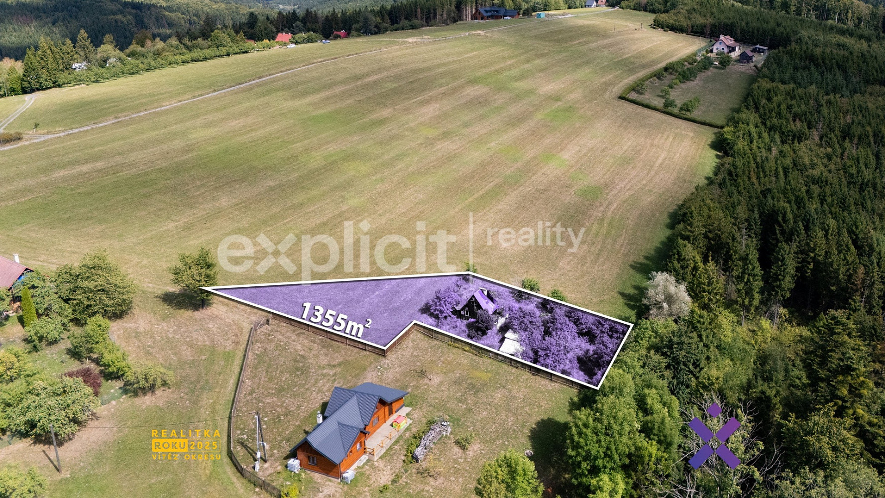 Prodej stavebního pozemku 1 355 m²