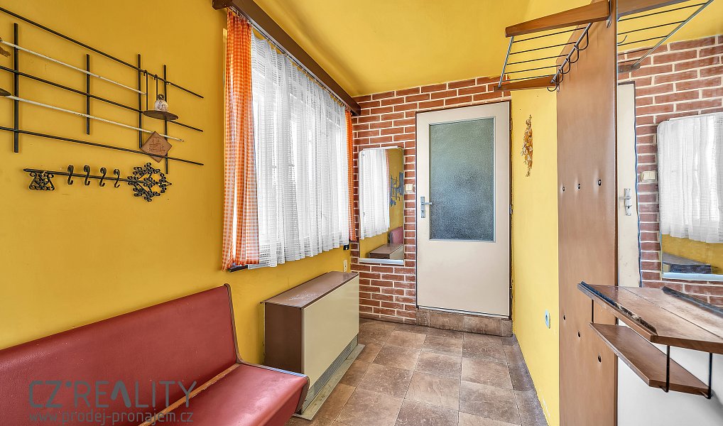 Prodej domu 164 m² s pozemkem 1 038 m², Sadská – náhled fotky 10