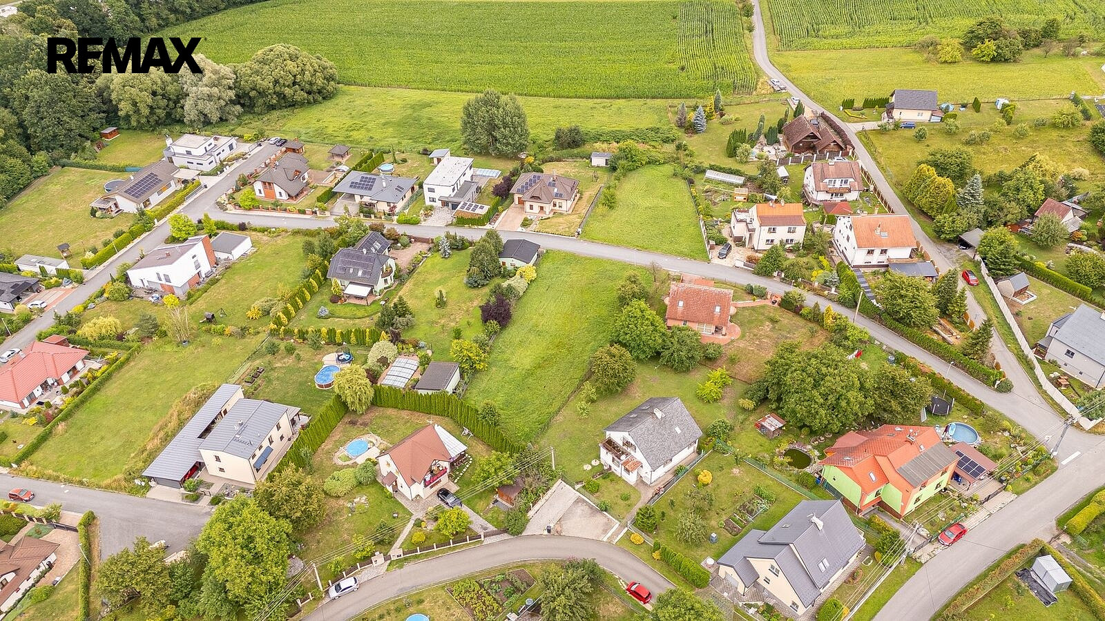 Prodej stavebního pozemku 1 376 m² – fotografie 5