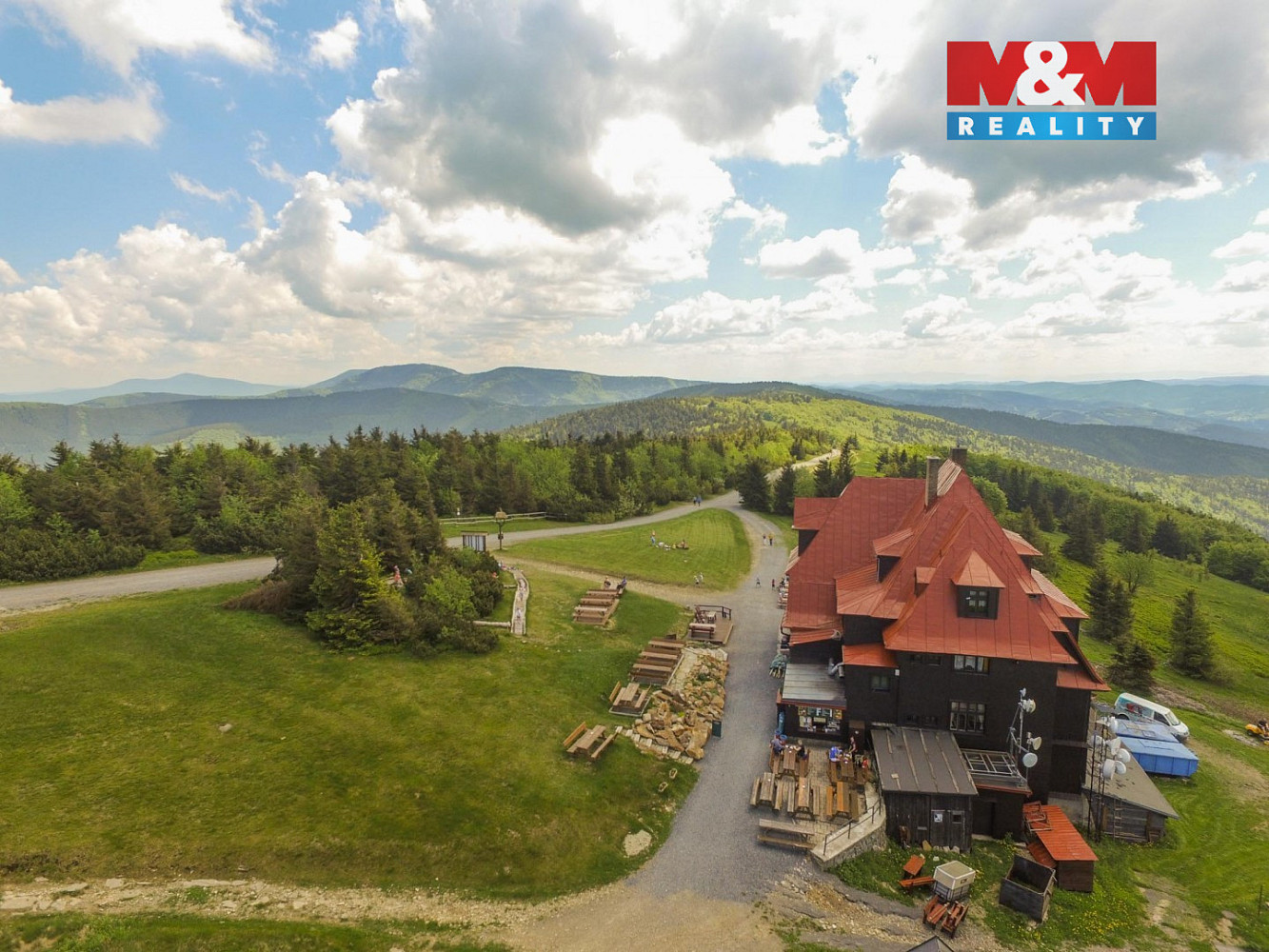 Prodej ubytovacího objektu 1 150 m² – fotografie 5