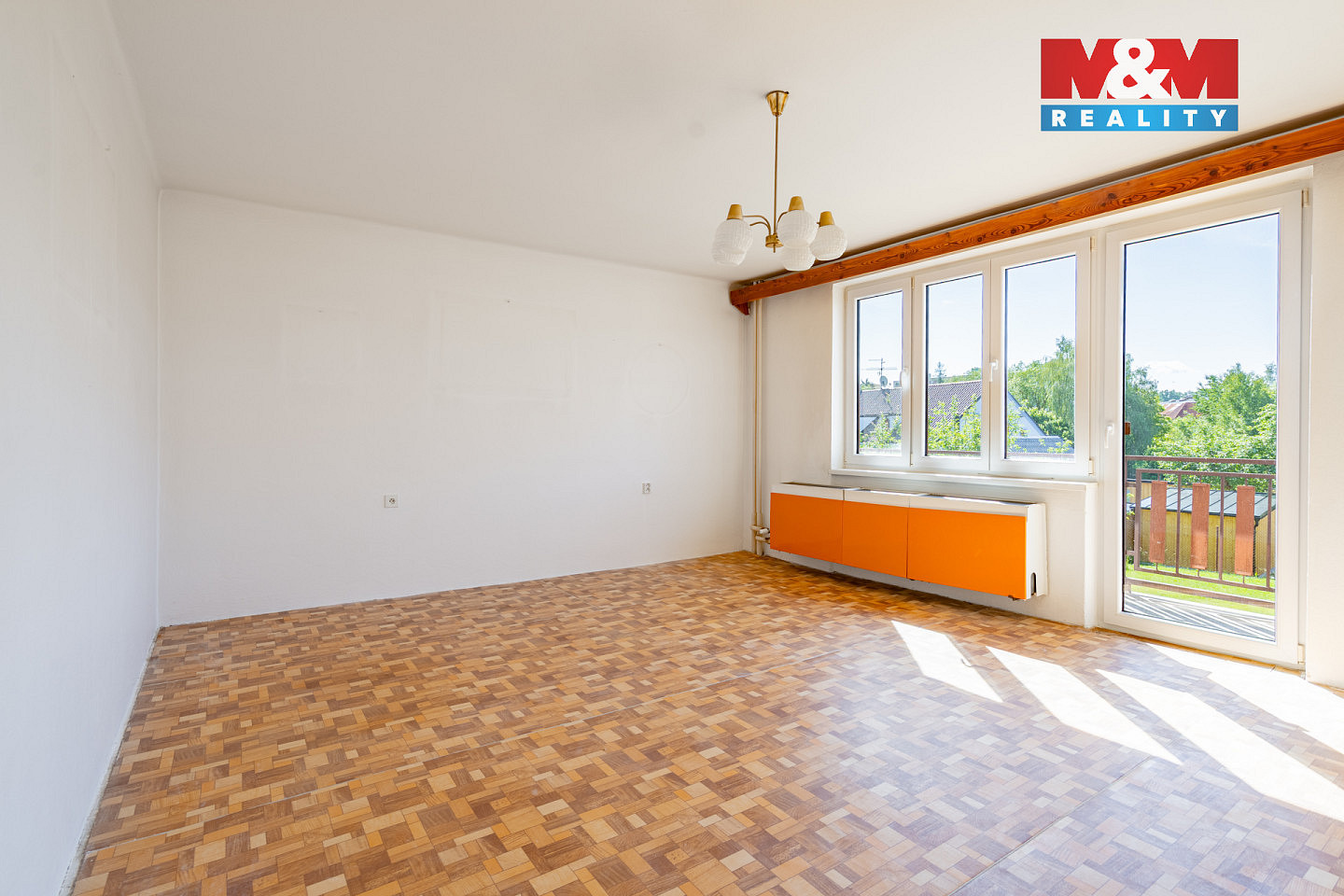 Prodej domu 148 m² s pozemkem 987 m² – pohled 2