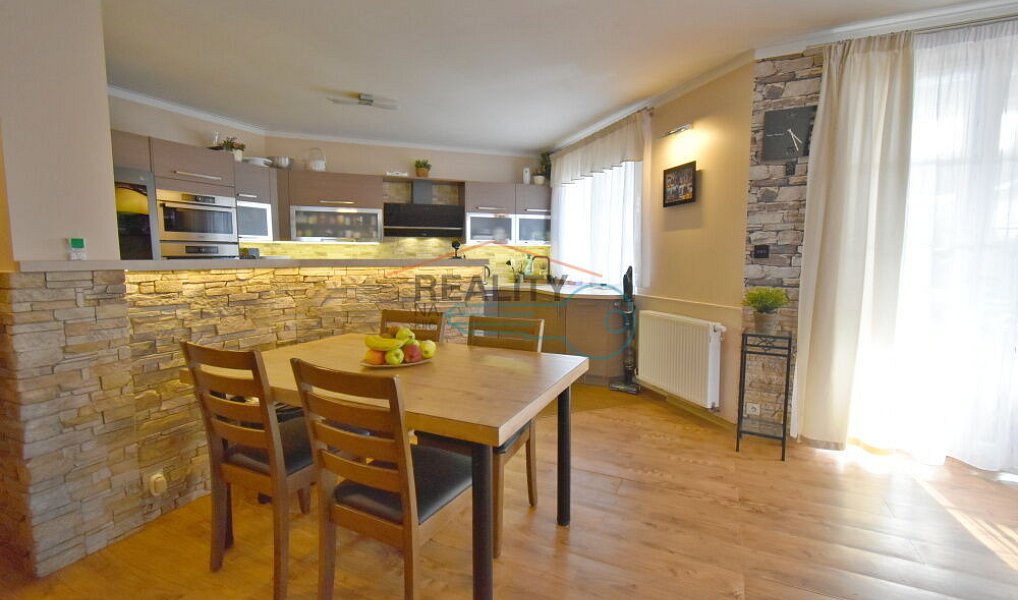 Prodej domu 137 m² s pozemkem 1 035 m², Pětihosty – náhled fotky 12
