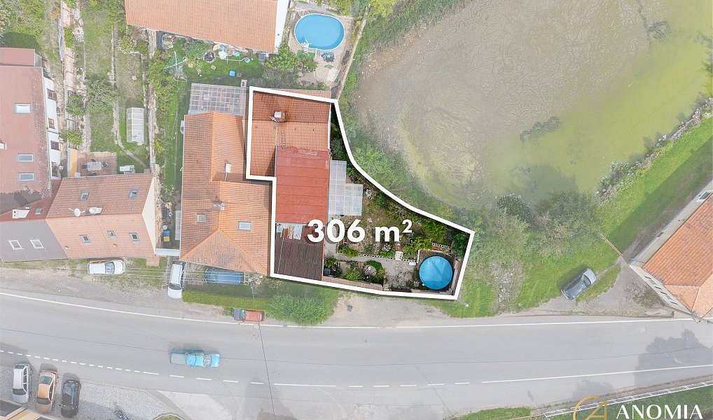 Prodej domu 200 m² s pozemkem 306 m², Hostomice – náhled fotky 12