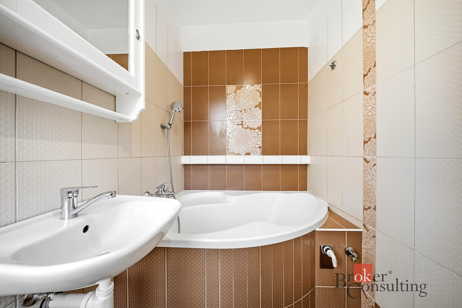 Pronájem bytu 3+1 56 m² – fotografie 4