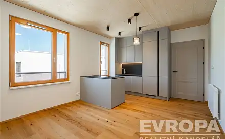 Prodej bytu 4+kk 86 m², Pardubice