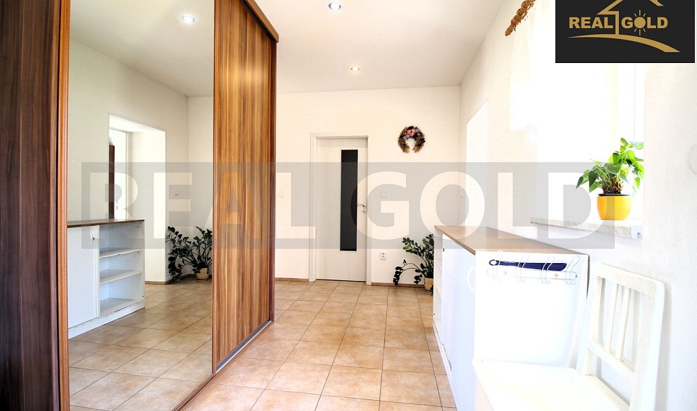 Prodej domu 200 m² s pozemkem 900 m², Jaroměřice nad Rokytnou – náhled fotky 13