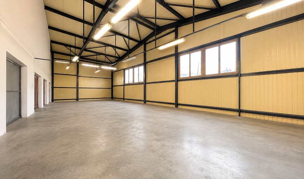 Prodej výrobních prostor 600 m², Pardubice – náhled fotky 18