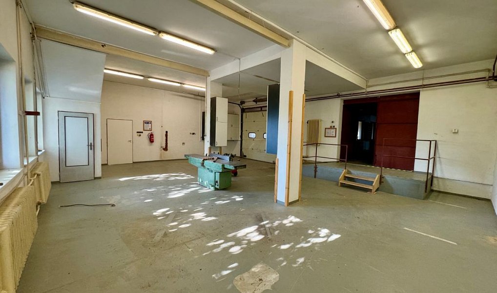 Prodej výrobních prostor 370 m², Řehenice – náhled fotky 19