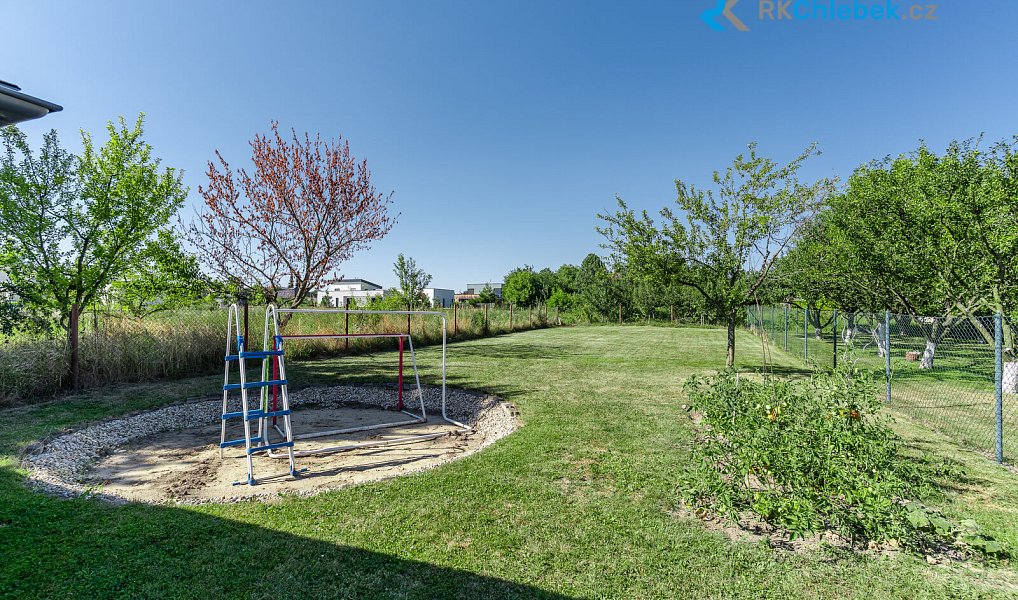 Prodej domu 268 m² s pozemkem 1 080 m², Kravaře – náhled fotky 30