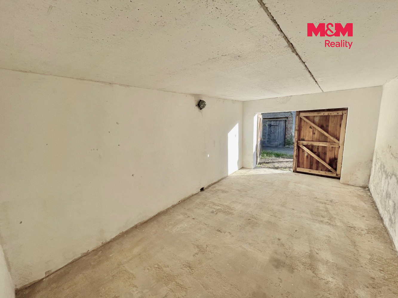 Prodej garáže, 25 m2, horní jiřetín, ul. hřbitovní — photo 2