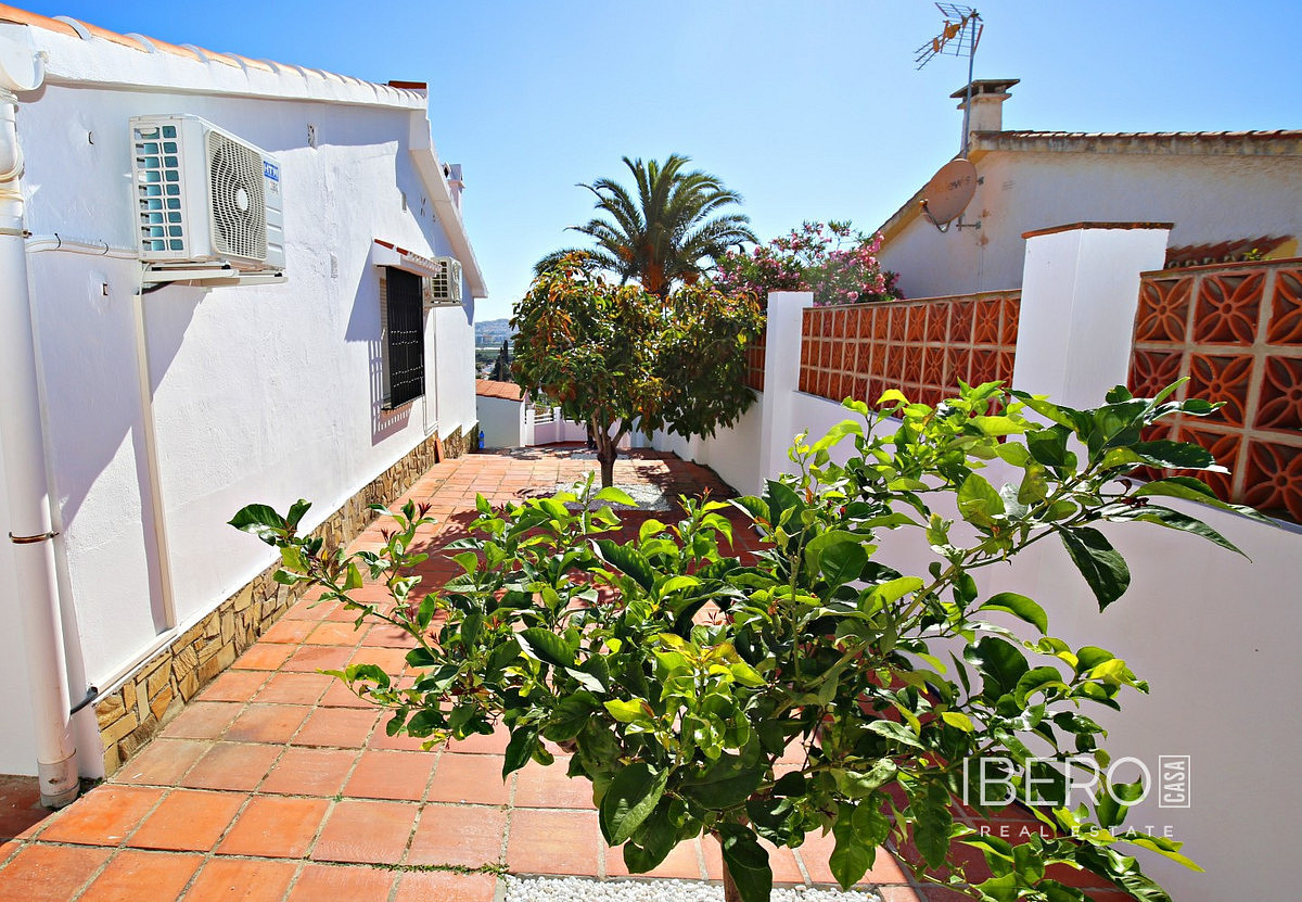 Prodej domu 150 m² s pozemkem 550 m² — photo 2
