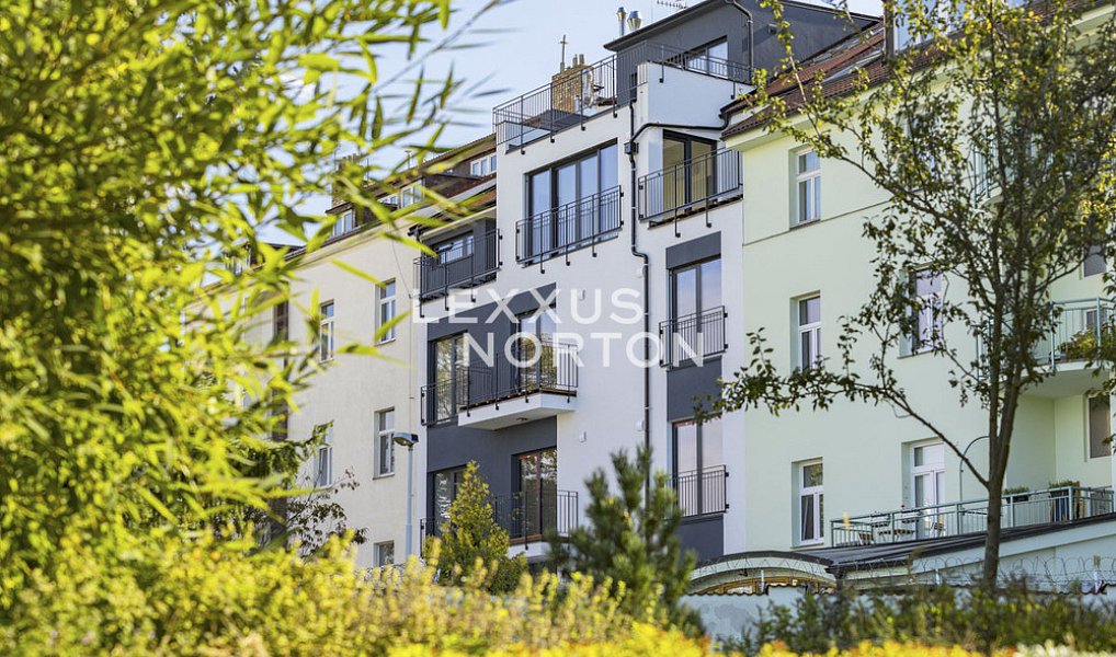 Pronájem bytu 1+kk 27 m², Praha – náhled fotky 11