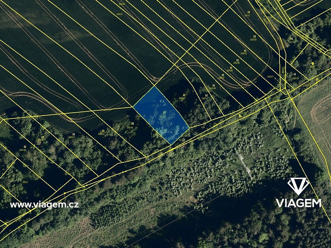 Prodej pole 992 m² – pohled 4