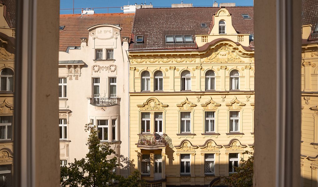 Prodej bytu 2+1 80 m², Praha – náhled fotky 15