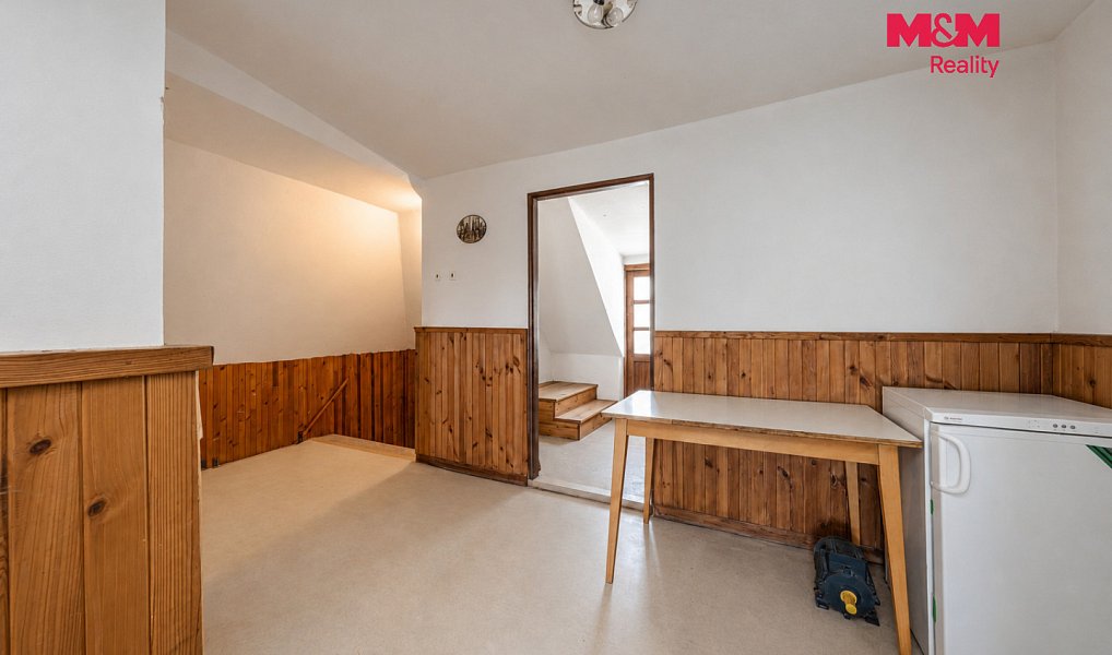 Prodej chaty/chalupy 210 m² s pozemkem 2 061 m², Rataje nad Sázavou – náhled fotky 21