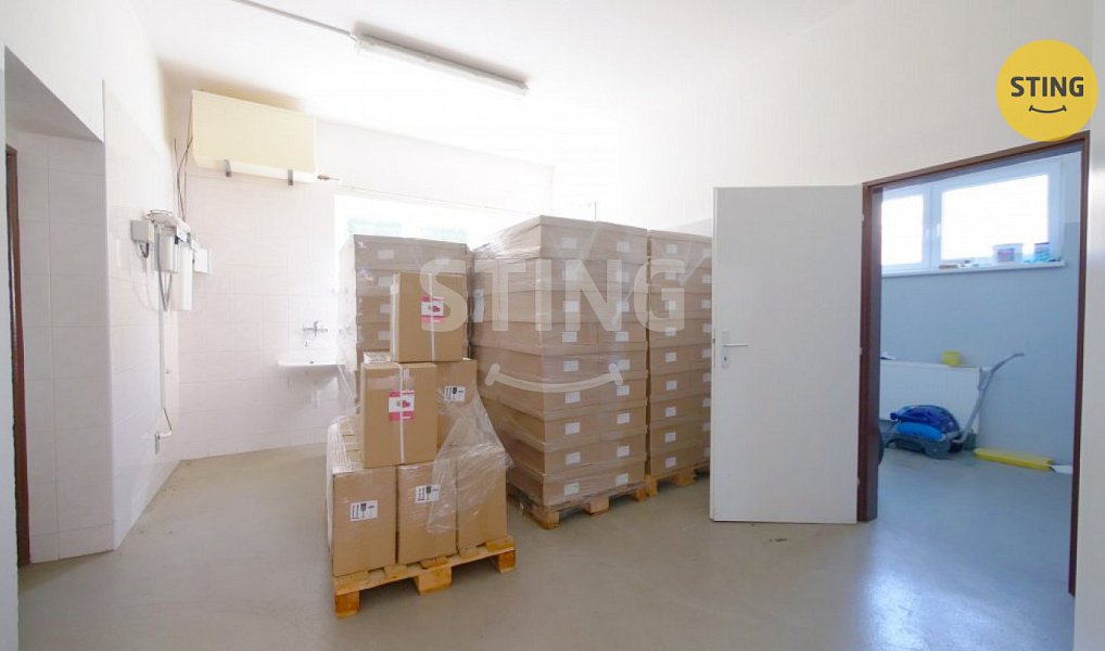 Prodej domu 295 m² s pozemkem 1 089 m², Holasovice – náhled fotky 28