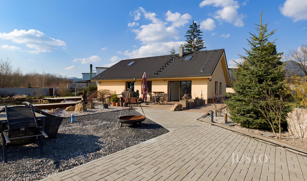 Prodej domu 227 m² s pozemkem 1 747 m², Teplice – náhled fotky 7