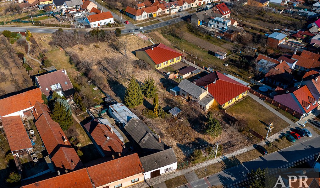 Prodej stavebního pozemku 3 961 m², Hluk – náhled fotky 2