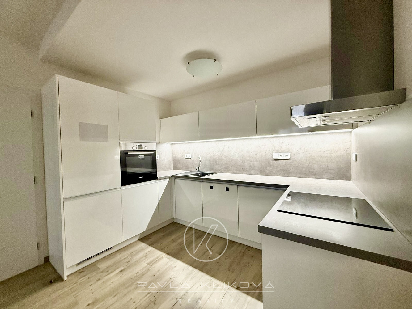 Pronájem bytu 2+kk 54 m² — photo 3