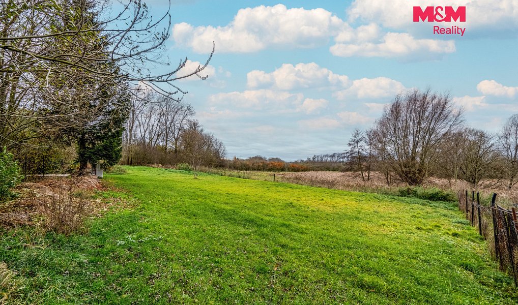 Prodej stavebního pozemku 1 047 m², Církvice – náhled fotky 4