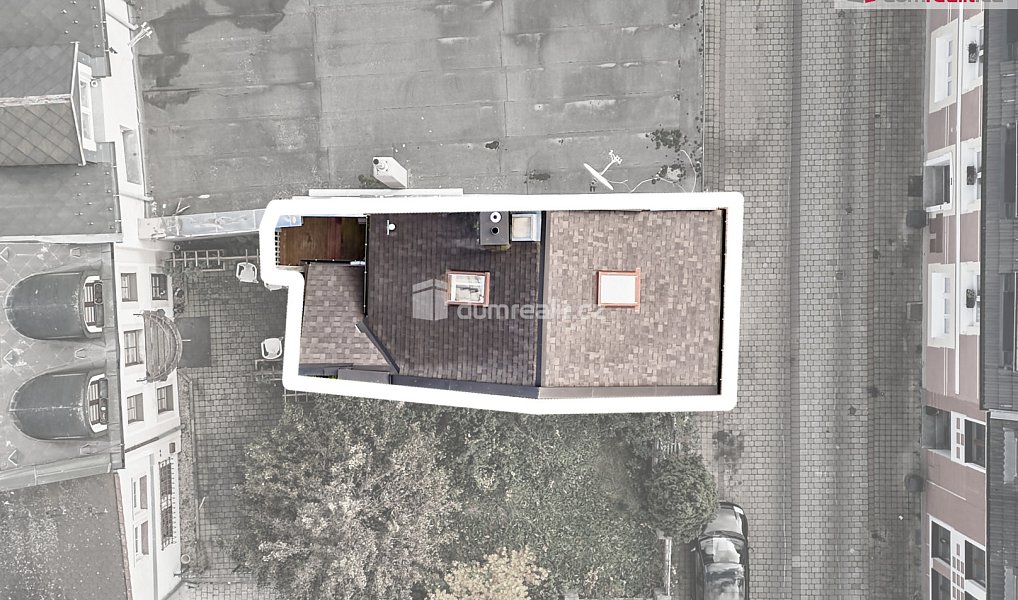 Prodej domu 100 m² s pozemkem 48 m², Ostrov – náhled fotky 27