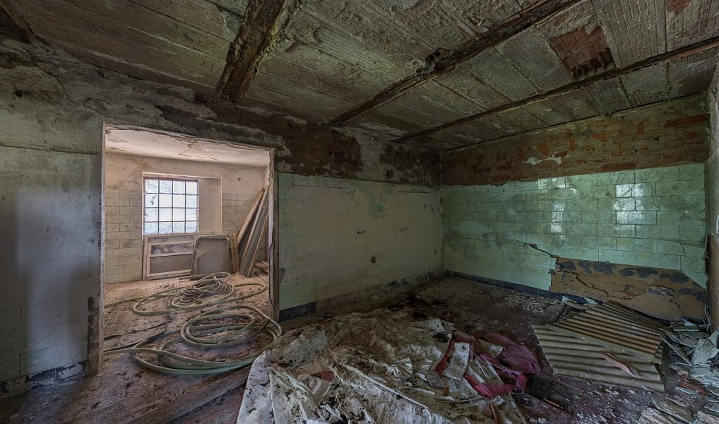 Prodej zemědělského objektu 1 400 m², Korouhev – náhled fotky 15