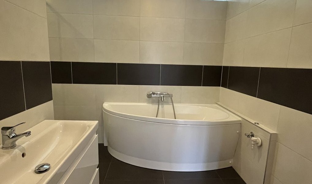 Pronájem bytu 4+kk 84 m², Olomouc – náhled fotky 15