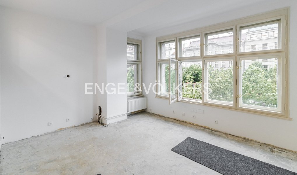 Pronájem kanceláře 175 m², Praha – náhled fotky 3