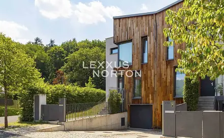 Pronájem domu 179 m² s pozemkem 435 m², V Šáreckém údolí, Praha 6 - Dejvice