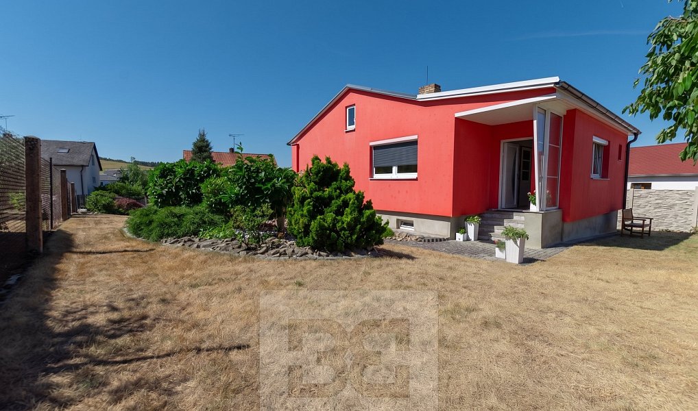Pronájem domu 70 m² s pozemkem 643 m², Votice – náhled fotky 2