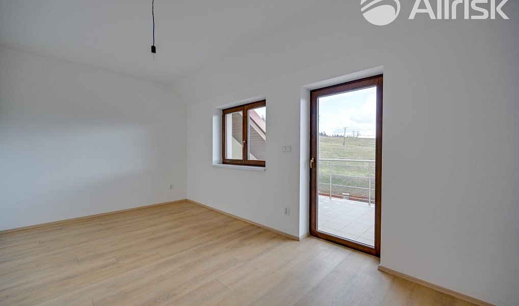 Prodej domu 220 m² s pozemkem 600 m², Březina – náhled fotky 17