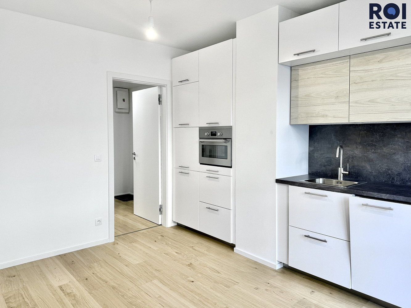 Pronájem bytu 1+kk 25 m² — photo 4