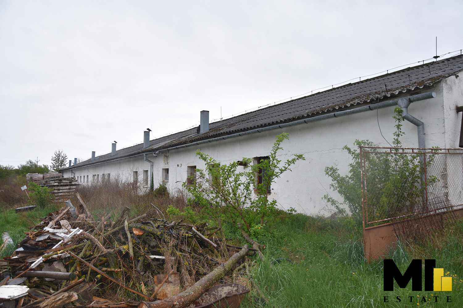 Prodej skladovacích prostor 534 m² – fotografie 2