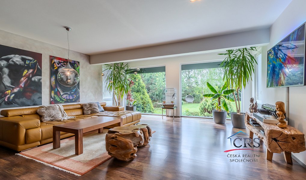Prodej domu 310 m² s pozemkem 1 176 m², Hostivice – náhled fotky 13