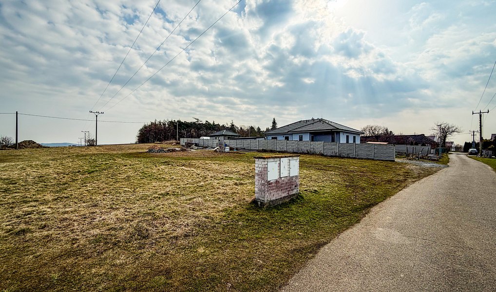Prodej stavebního pozemku 1 519 m², Modřovice – náhled fotky 9