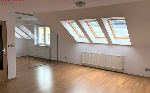 Pronájem bytu 2+kk 46 m², Houškova, Plzeň - Východní Předměstí