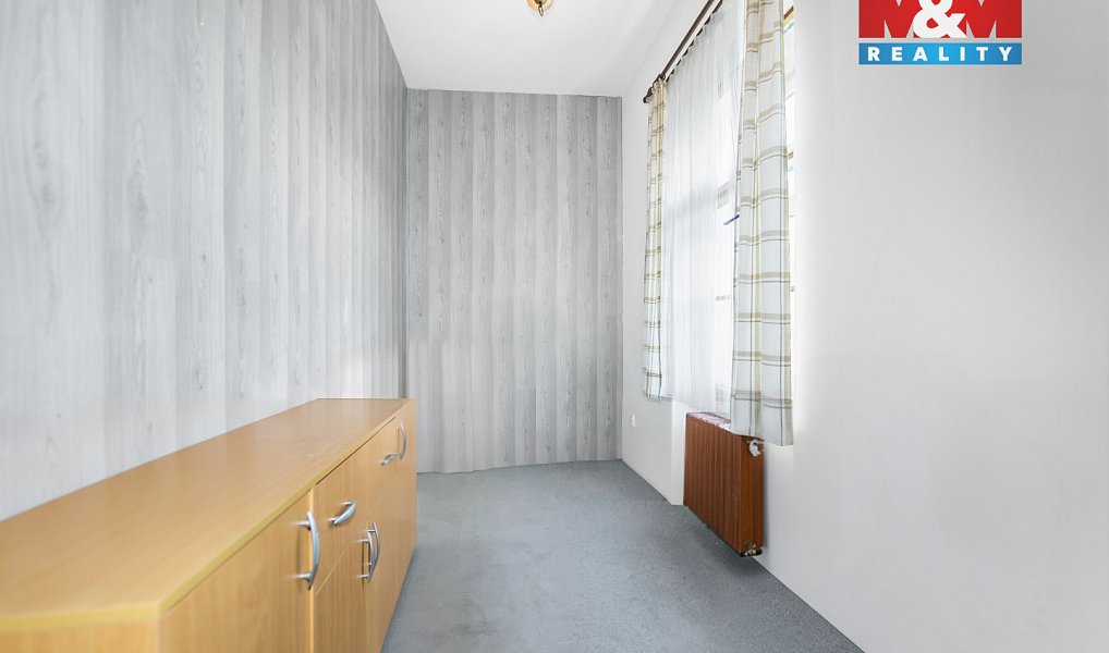 Prodej ubytovacího objektu 371 m², Pšov – náhled fotky 9