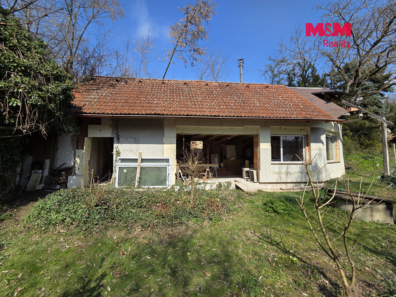 Prodej domu 80 m² s pozemkem 4 023 m² — photo 2