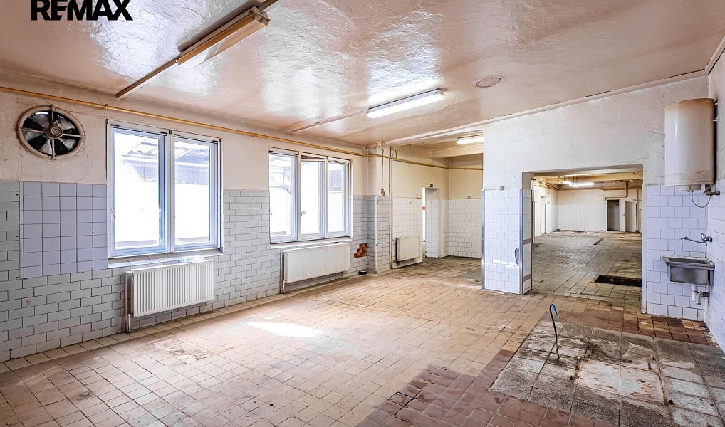 Pronájem kanceláře 260 m², Jindřichův Hradec – náhled fotky 13