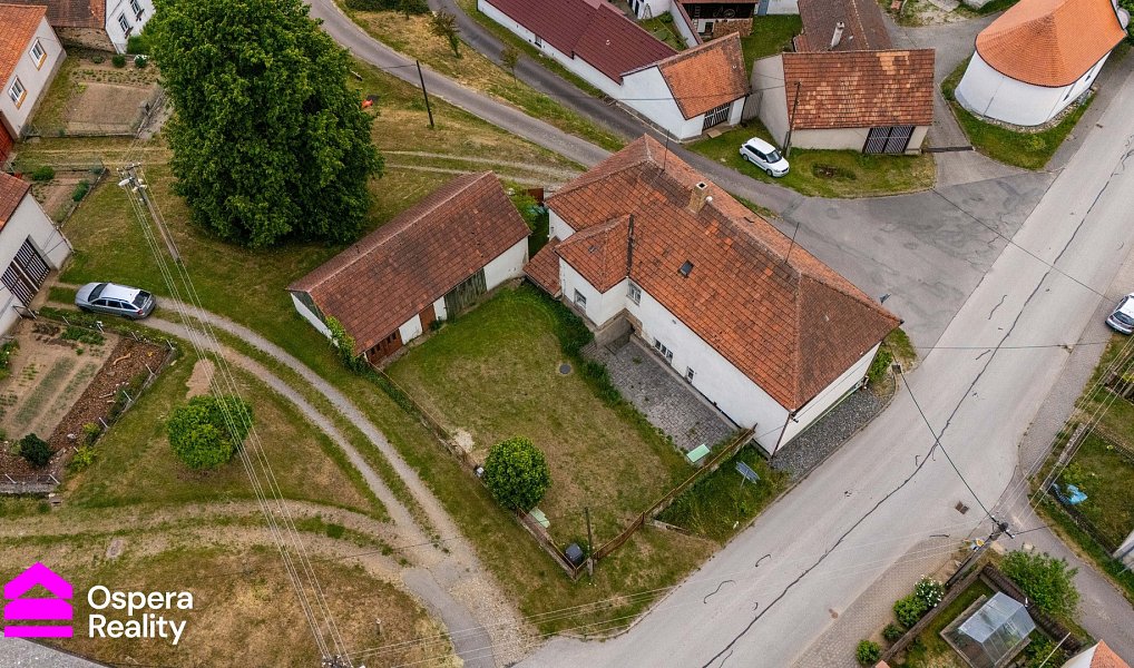 Prodej domu 260 m² s pozemkem 575 m², Lomy – náhled fotky 35