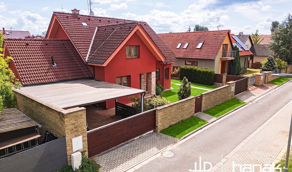 Prodej domu 262 m² s pozemkem 963 m², Olomouc – náhled fotky 33