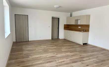 Pronájem bytu 2+kk 55 m², Nemošická, Pardubice - Zelené Předměstí