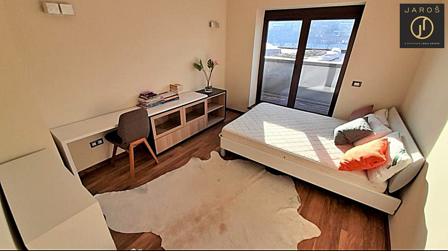Prodej domu 550 m² s pozemkem 1 111 m² – další