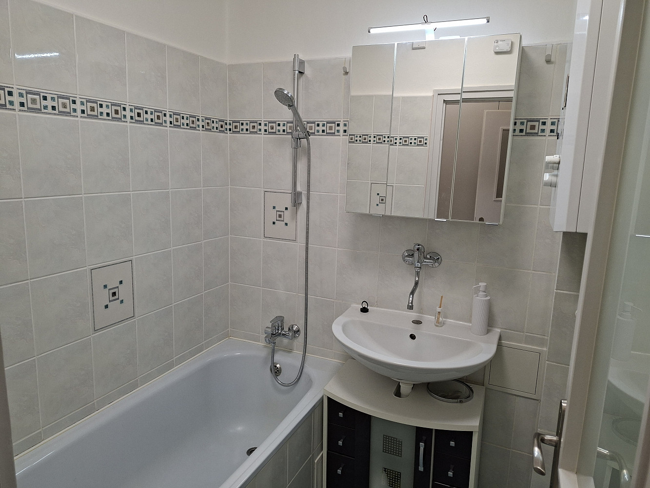 Pronájem bytu 3+1 76 m² – fotografie 5